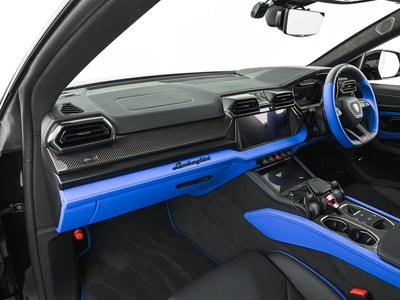 2026 Lamborghini URUS — миниатюра 18