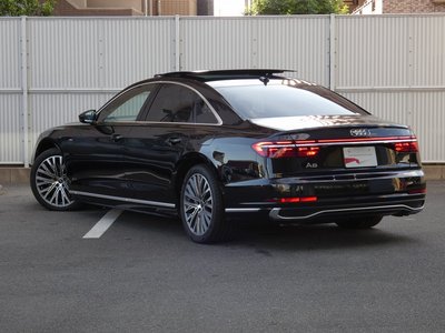 AUDI A8 2023 thumbnail 9
