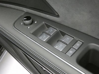 AUDI A8 2023 thumbnail 56