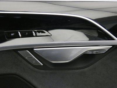 AUDI A8 2023 thumbnail 54