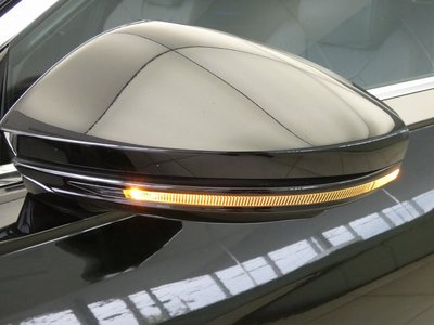 AUDI A8 2023 thumbnail 19