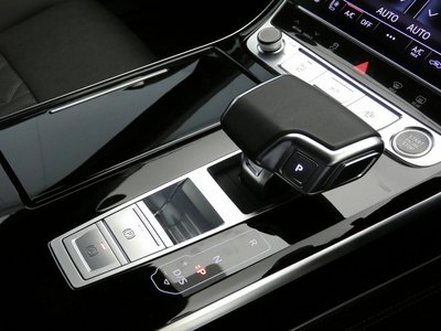 AUDI A8 2023 thumbnail 45