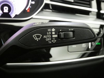 AUDI A8 2023 thumbnail 27