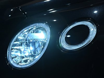 2019 Bentley BENTAYGA — миниатюра 30