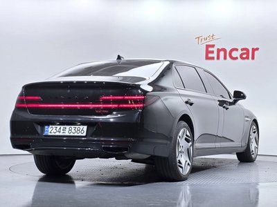 صورة 4 لـ 2019 Genesis G90