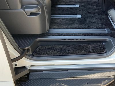 TOYOTA VELLFIRE - 10
