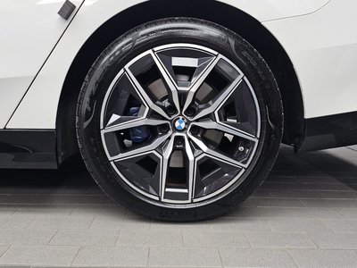 2024 BMW 5 SERIES 照片 8