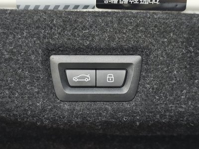 2024 BMW 5 SERIES thumbnail 32