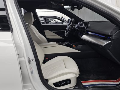 2024 BMW 5 SERIES thumbnail 17