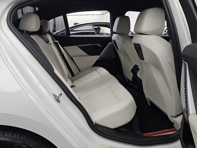 2024 BMW 5 SERIES thumbnail 18