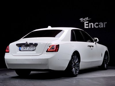 ROLLS-ROYCE GHOST - 3