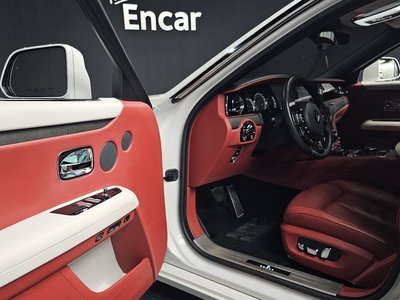 ROLLS-ROYCE GHOST - 10