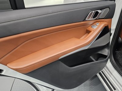 2023 BMW X7 缩略图 15