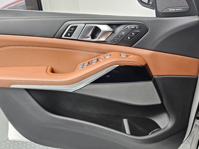 2023 BMW X7 缩略图 14