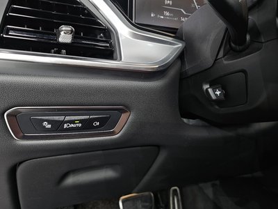 2023 BMW X7 缩略图 23
