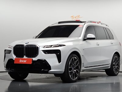 2023 BMW X7 — фото 1