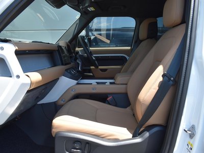 صورة مصغرة 15 لـ 2024 LAND Rover DEFENDER