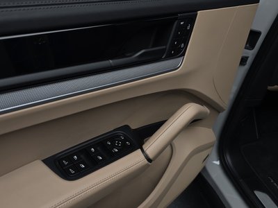 صورة مصغرة 36 لـ 2023 Porsche CAYENNE