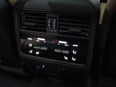 صورة مصغرة 35 لـ 2023 Porsche CAYENNE