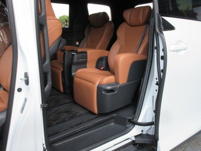 صورة مصغرة 14 لـ 2025 Toyota VELLFIRE