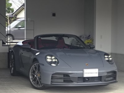 PORSCHE 911 CABRIOLET - 8