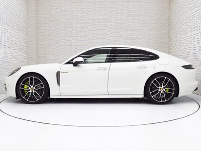 2022 Porsche PANAMERA 照片 6