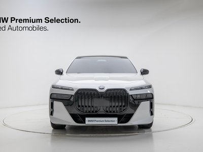 BMW 7 SERIES - 2
