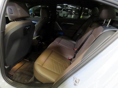 BMW 5 SERIES - 4