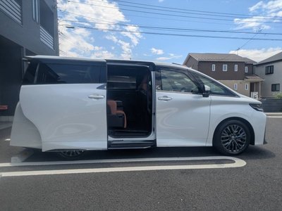 صورة مصغرة 30 لـ 2025 Toyota VELLFIRE