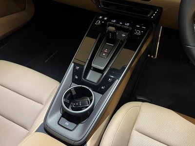 PORSCHE 911 - 9