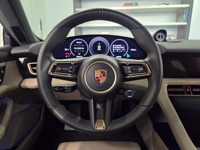 صورة مصغرة 11 لـ 2024 Porsche TAYCAN