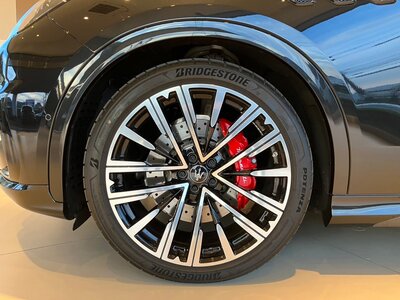 MASERATI GRECALE 2024 thumbnail 8