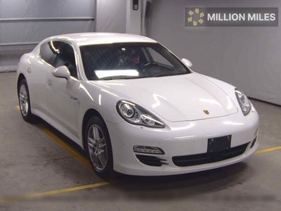 PORSCHE PANAMERA - 1