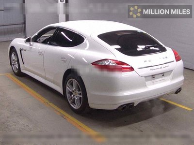 PORSCHE PANAMERA - 2