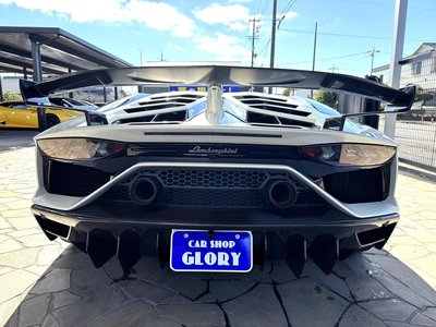 LAMBORGHINI AVENTADOR - 7