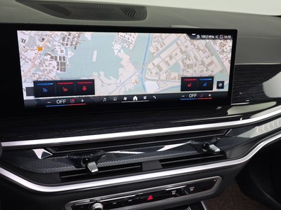 2025 BMW X5 缩略图 18