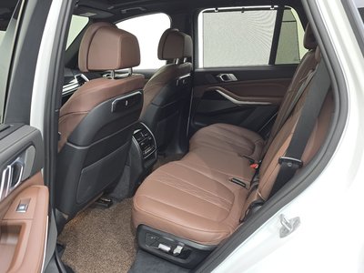 2025 BMW X5 缩略图 17