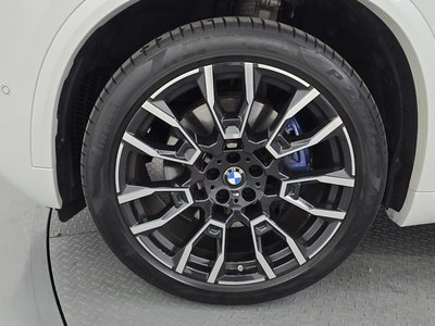 صورة 6 لـ 2025 BMW X5