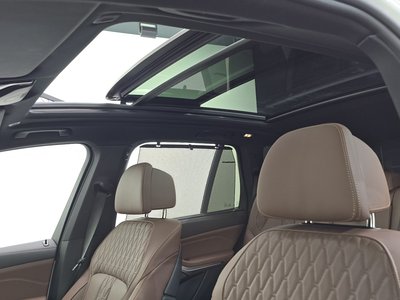 2025 BMW X5 缩略图 22