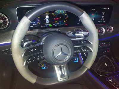 MERCEDES-BENZ E-CLASS - 9