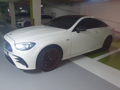 MERCEDES-BENZ E-CLASS - 2