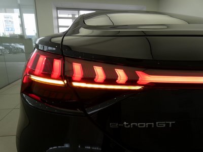 2025 AUDI E-TRON GT QUATTRO — миниатюра 22