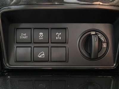2021 Toyota LAND CRUISER PRADO — миниатюра 25