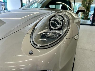 PORSCHE 911 - 10