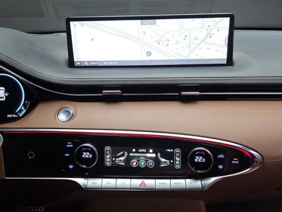 صورة مصغرة 16 لـ 2023 Genesis GV70
