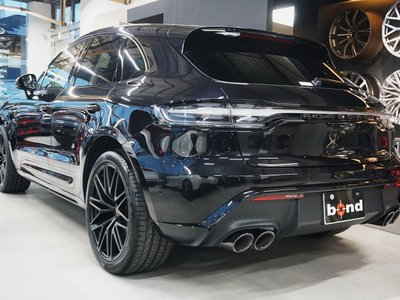PORSCHE MACAN - 4