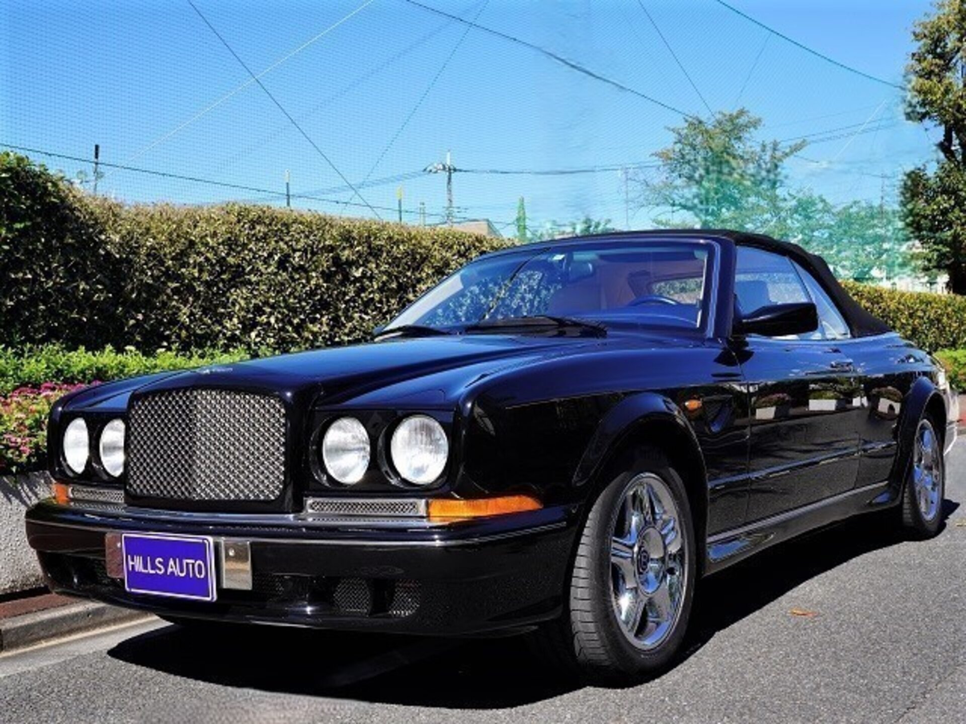 BENTLEY AZURE - View 1
