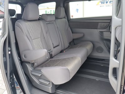 2026 TOYOTA ALPHARD photo 9