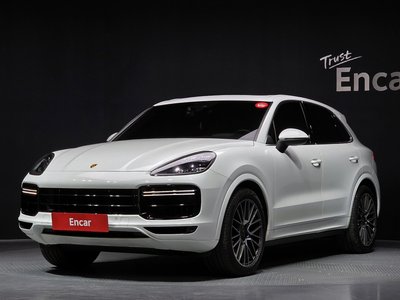 PORSCHE CAYENNE - 1