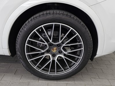 PORSCHE CAYENNE - 6
